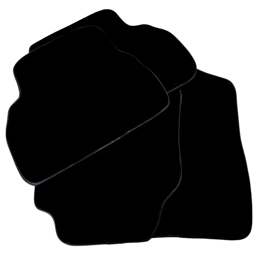 Black Floor Mats for Isuzu Jimny (2018-2024) - AutoWin