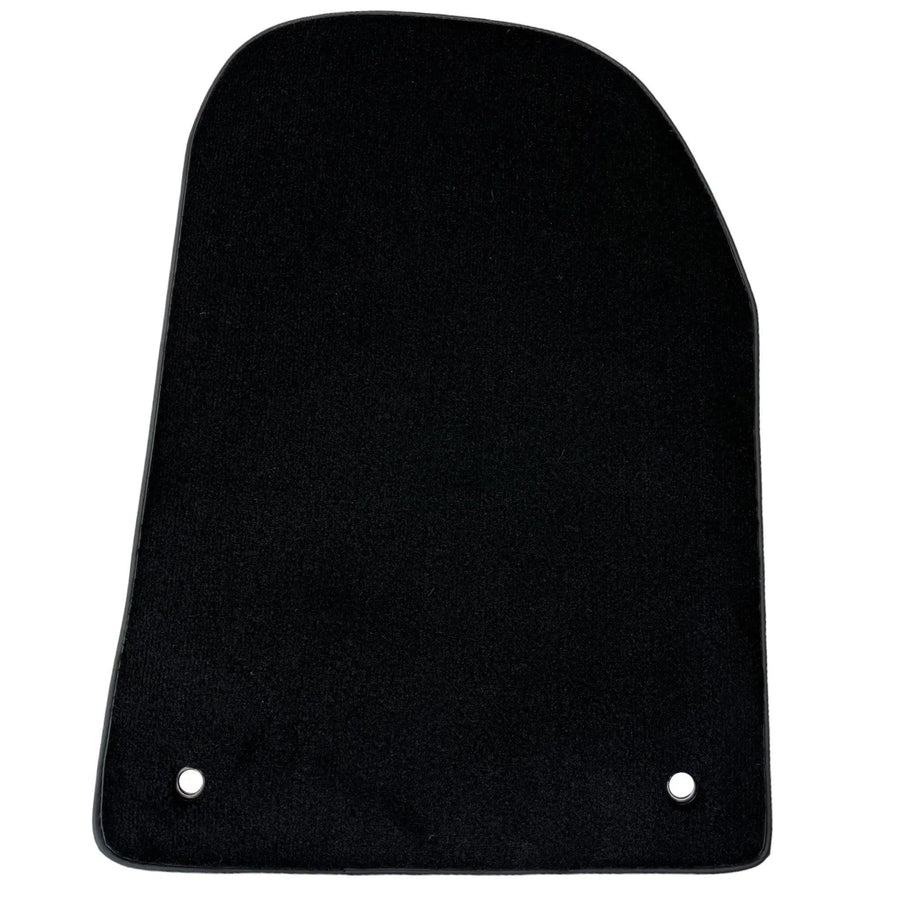 Black Floor Mats for Jeep Cherokee KL (2014-2024) - AutoWin