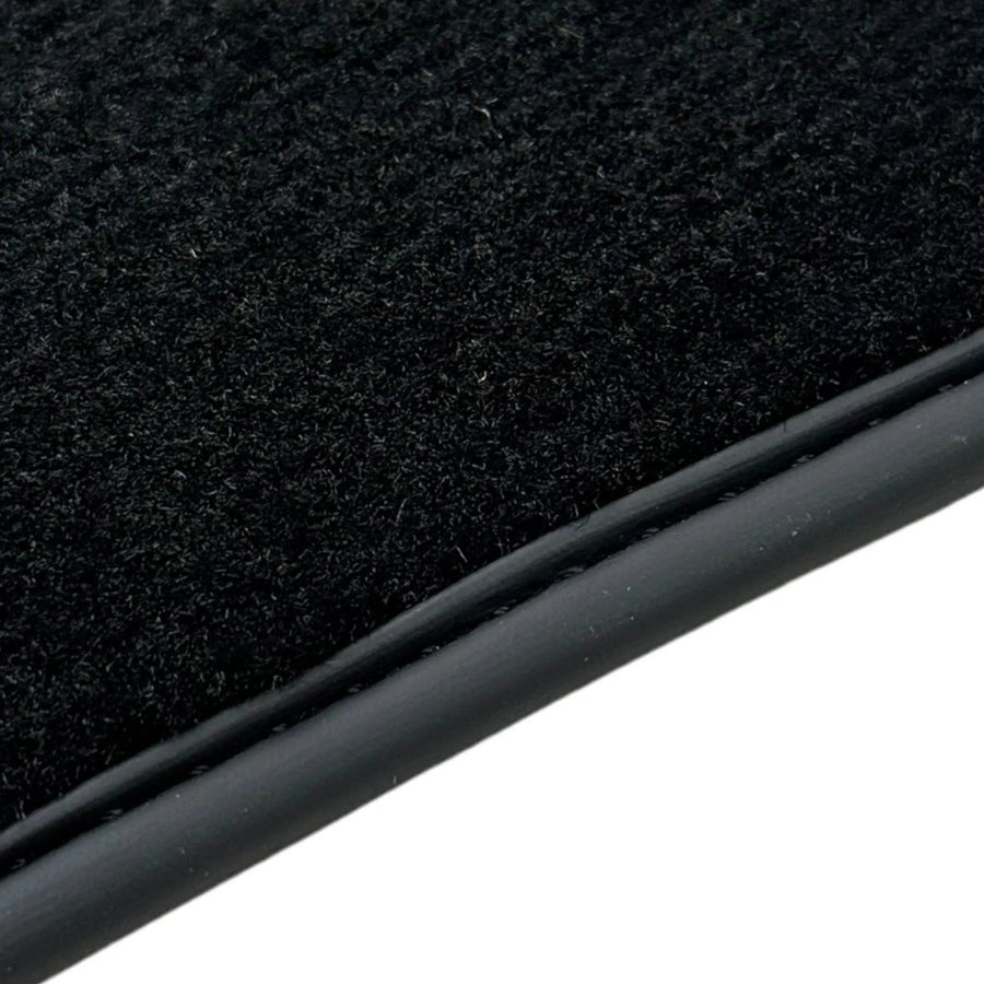 Black Floor Mats for Jeep Renegade Plug-in Hybrid (2020-2024) Co Driver with Fixing System - AutoWin