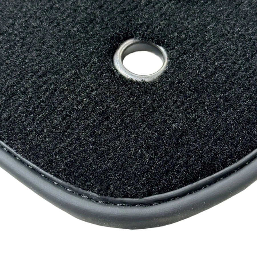 Black Floor Mats for Jeep Wrangler JK (2007-2018) 5 Doors Single Fixation - AutoWin