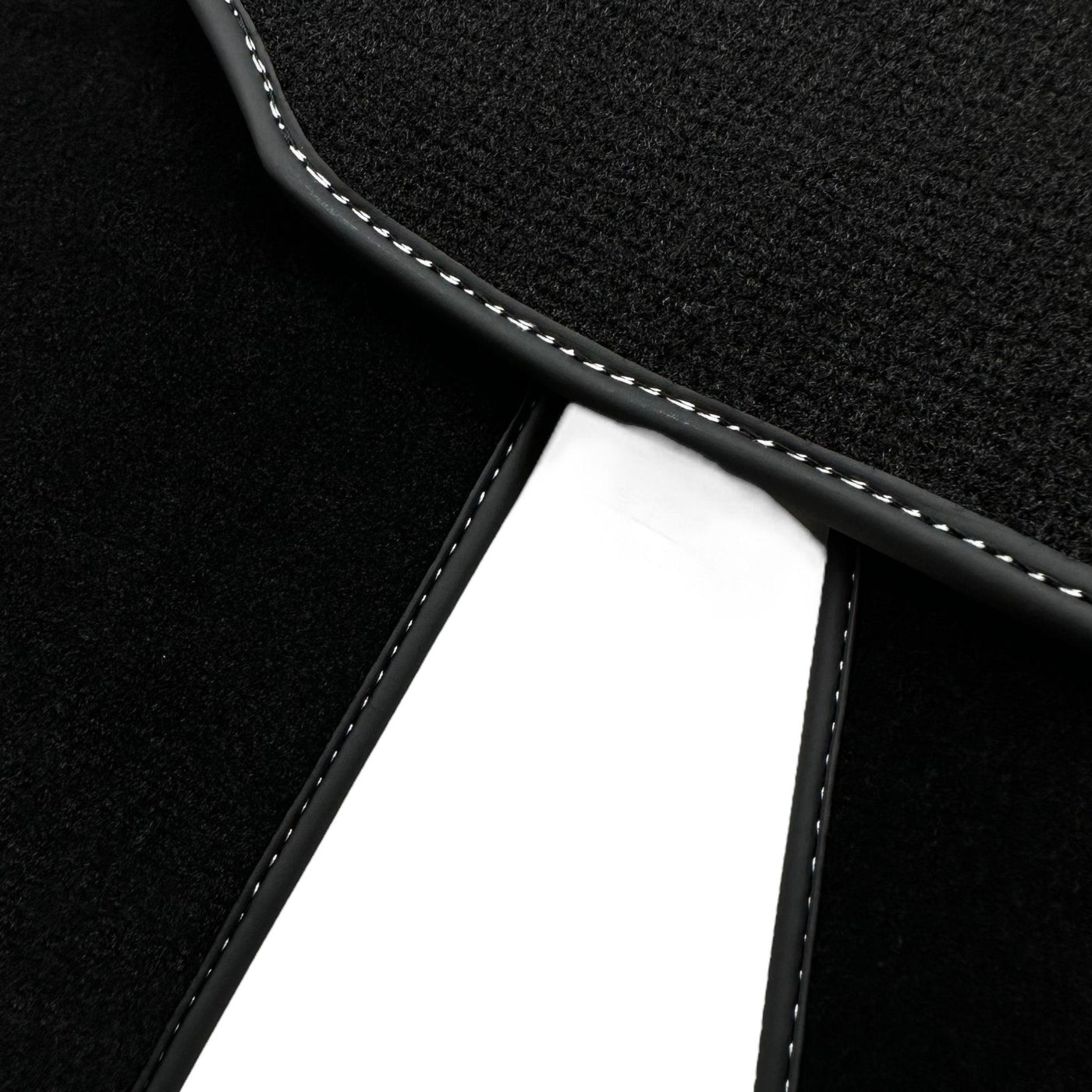 Black Floor Mats for Kia Ceed (2012-2018) 5 Doors - AutoWin