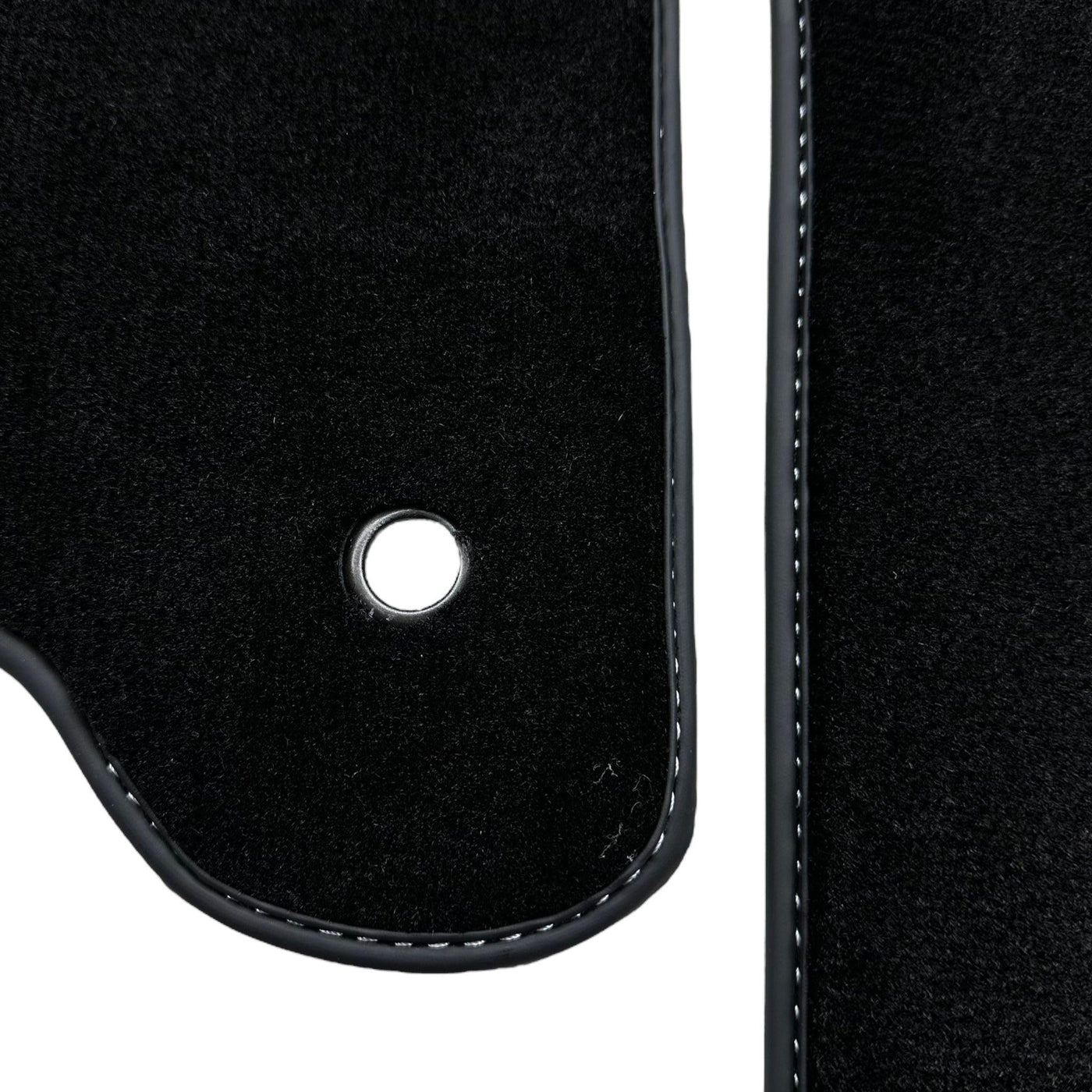 Black Floor Mats for Kia Pregio (1998-2005) Front - AutoWin