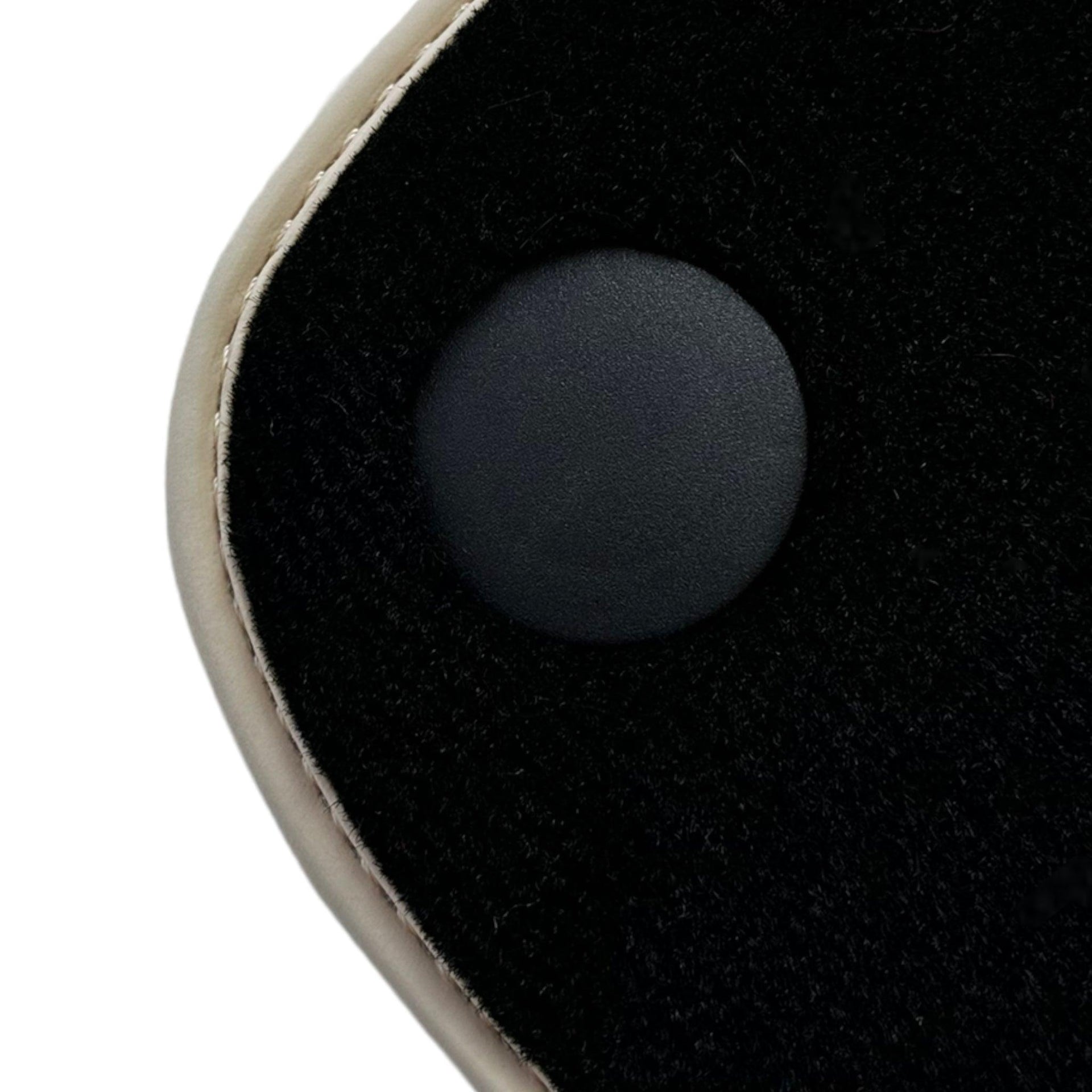 Black Floor Mats For Mercedes Benz C-Class W203 (2000-2007) ER56 Design - AutoWin