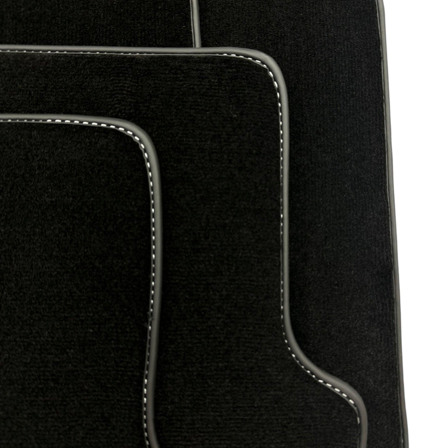 Black Floor Mats for Porsche 911 - 996 (1998-2004) - AutoWin