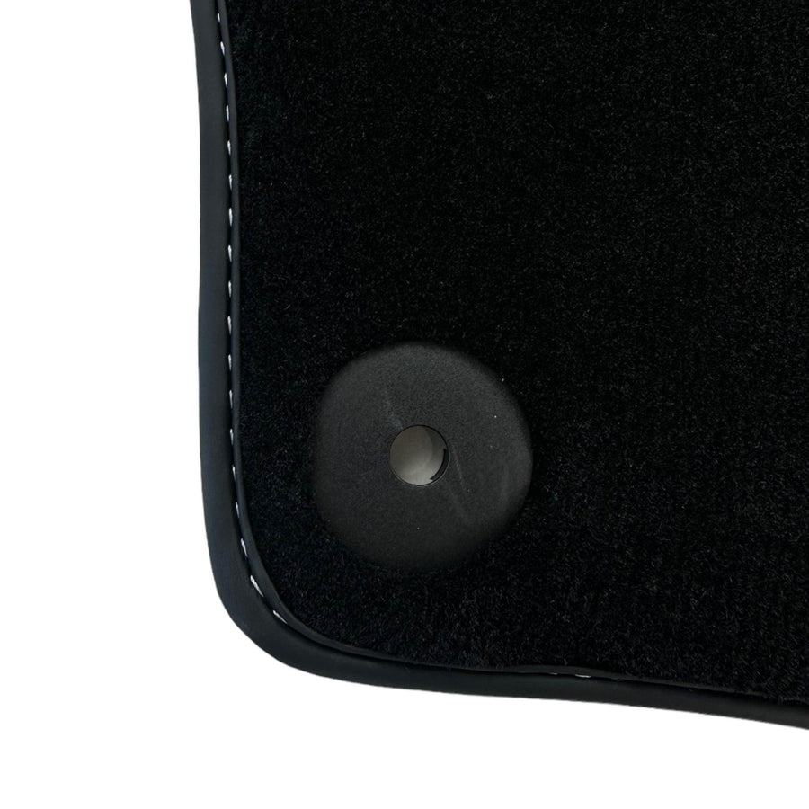 Black Floor Mats for Porsche Cayenne (2010-2018) - AutoWin