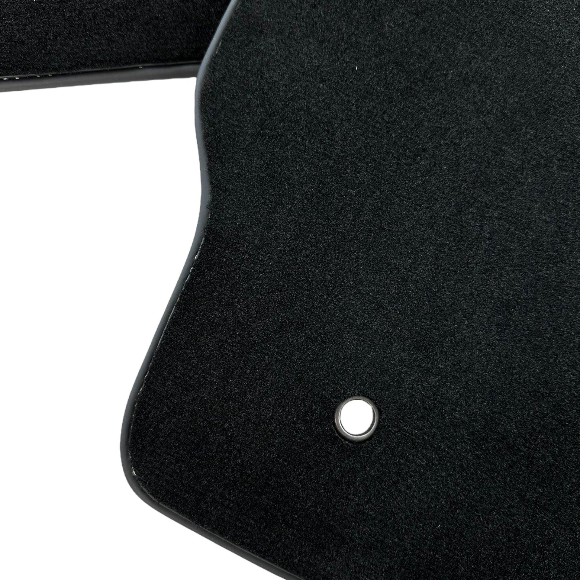 Black Floor Mats For Toyota Corolla E15 (2007-2014) - AutoWin