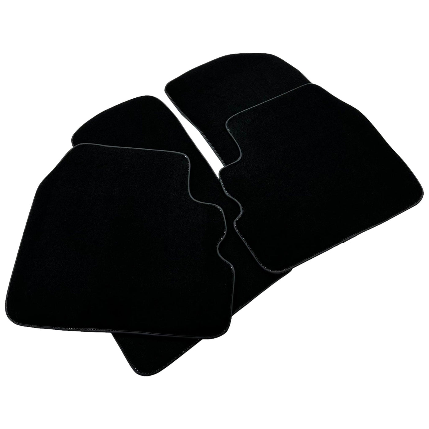 Black Floor Mats For Toyota Hilux (1998-2005) - AutoWin
