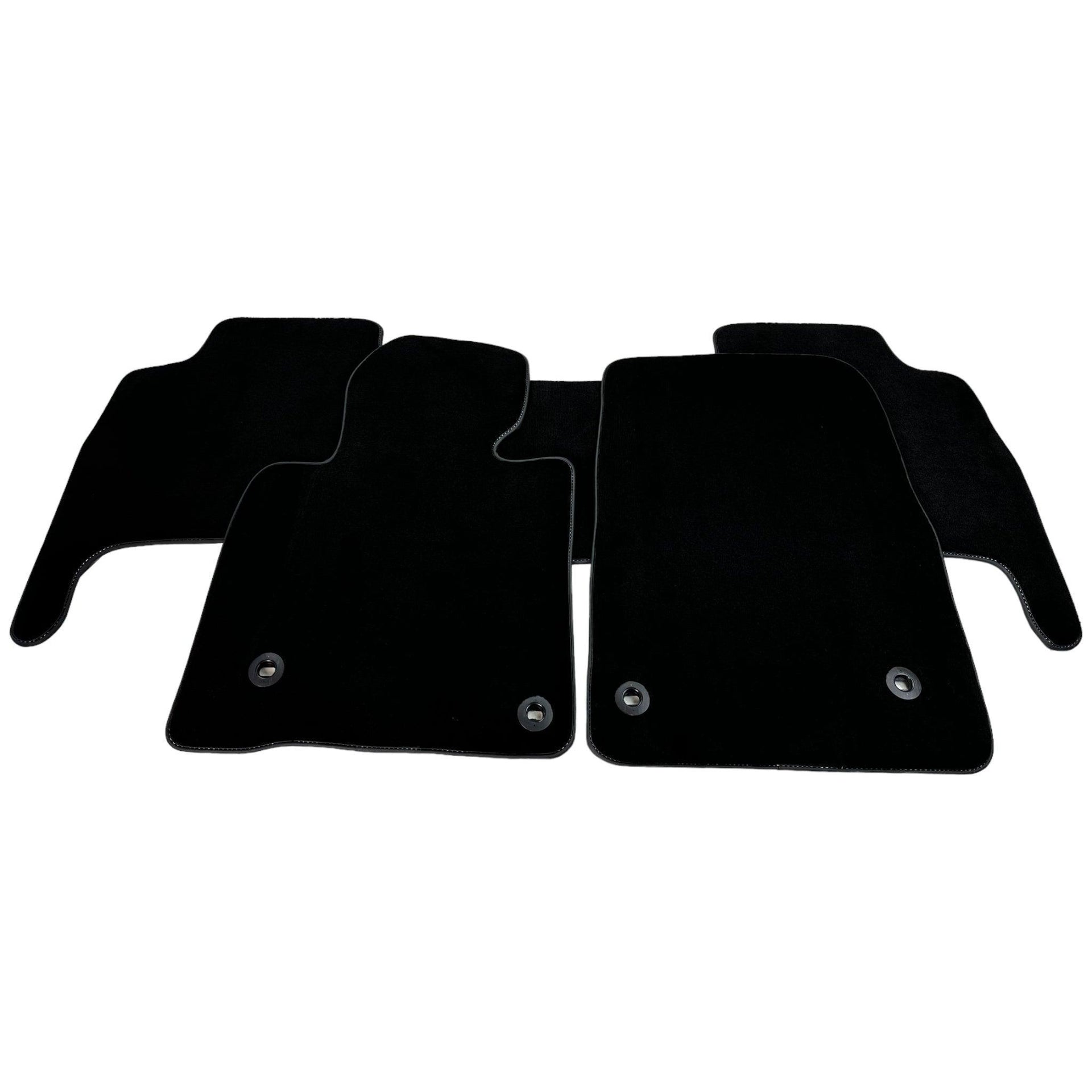 Black Floor Mats For Toyota Land Cruiser 150 (2009-2022) - AutoWin