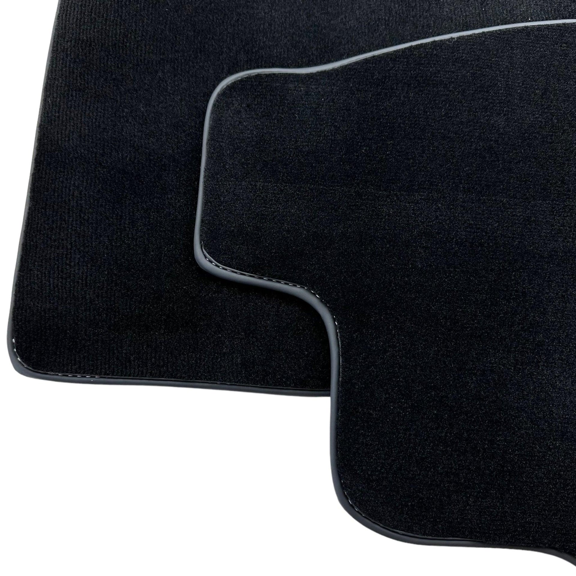 Black Floor Mats For Toyota Land Cruiser 80 (1985-1997) - AutoWin