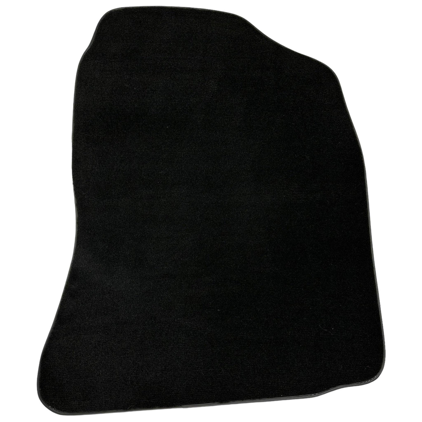 Black Floor Mats For Toyota RAV-4 (2003-2005) - AutoWin