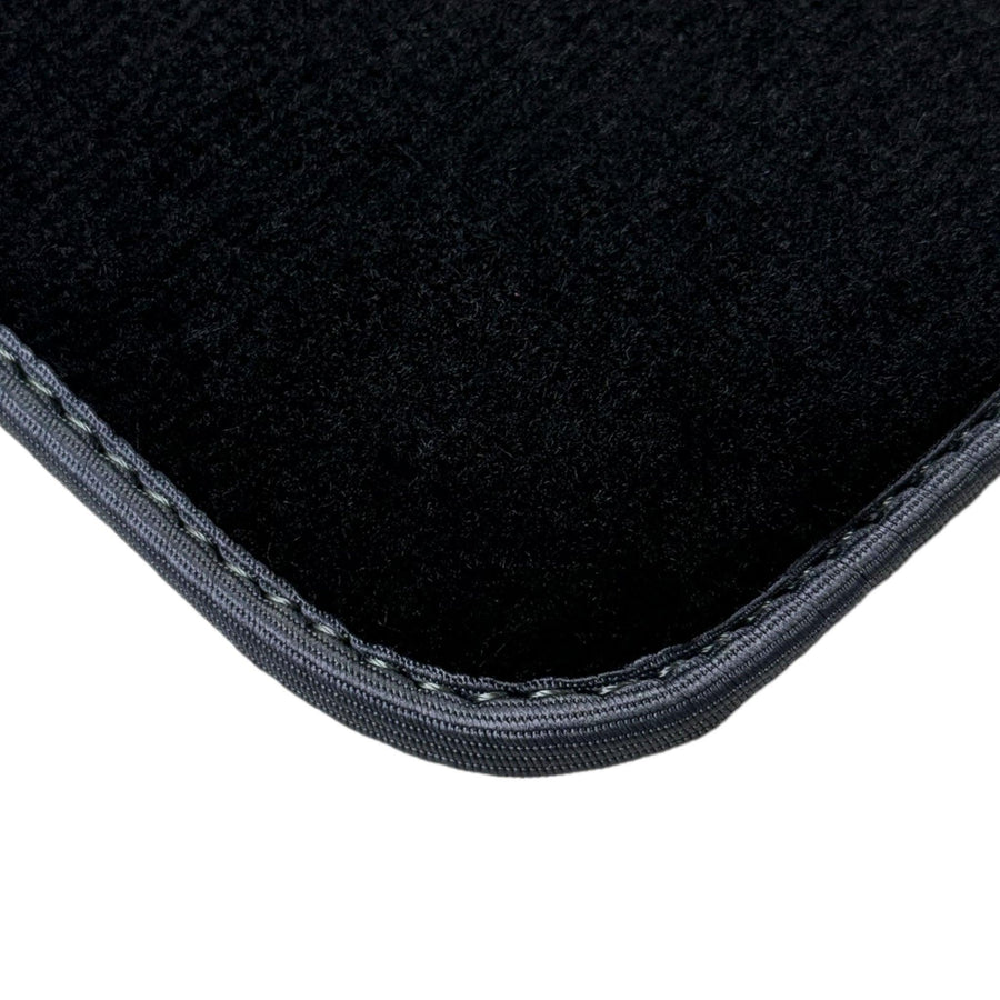 Black Mats For BMW 1 Series F70 | Gray Trim - AutoWin