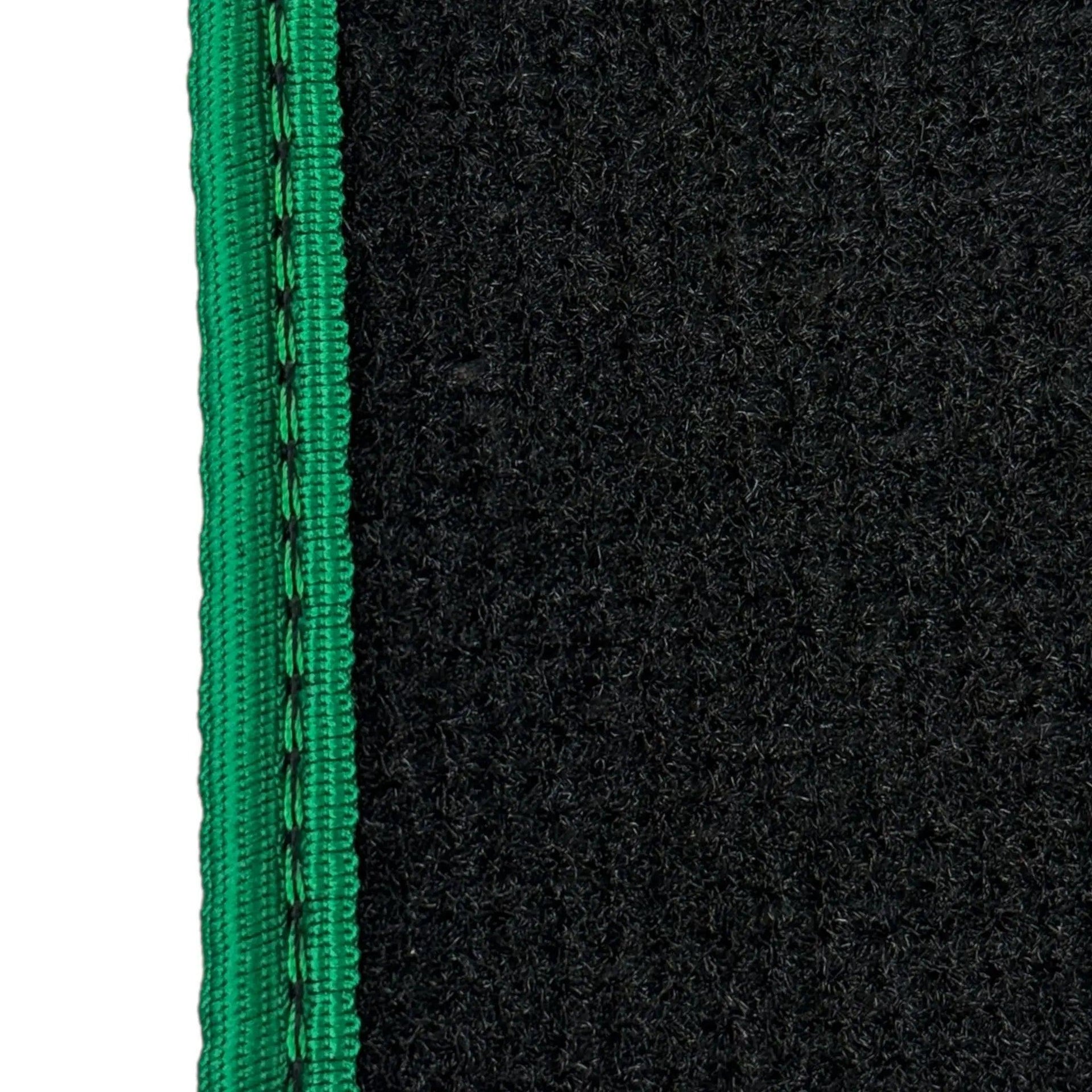 Black Mats For BMW M5 G90 (2023-2026) Sedan | Green Trim - AutoWin