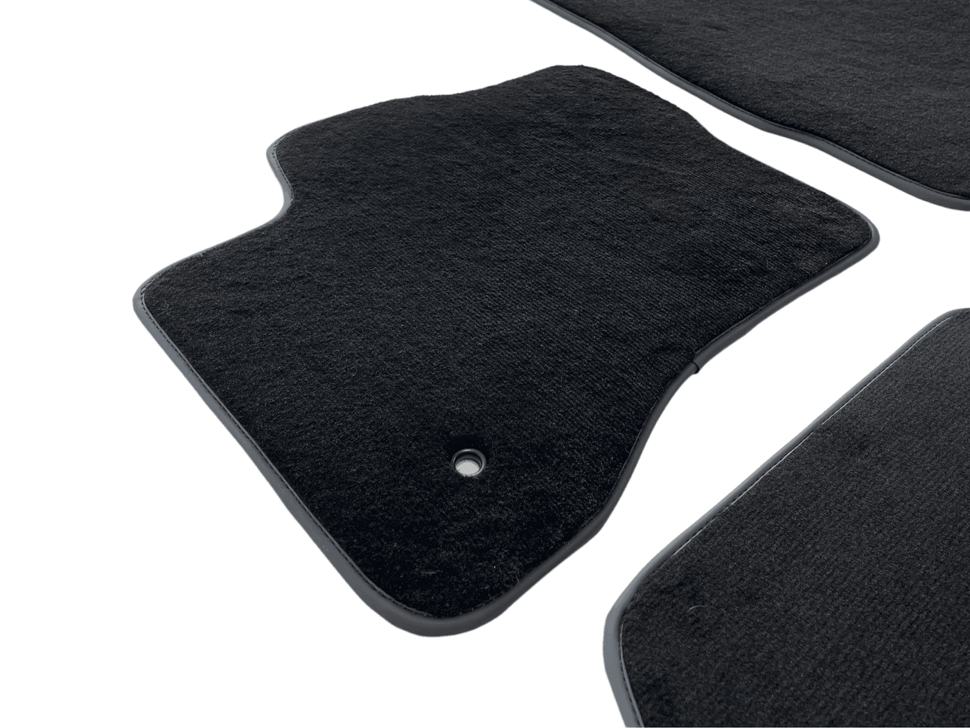 Floor Mats for Lincoln Aviator (2003-2005) Black Tailored Carpets - AutoWin