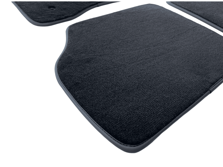 Floor Mats for Lincoln Town Car (1980-2011) Black Tailored Carpets - AutoWin