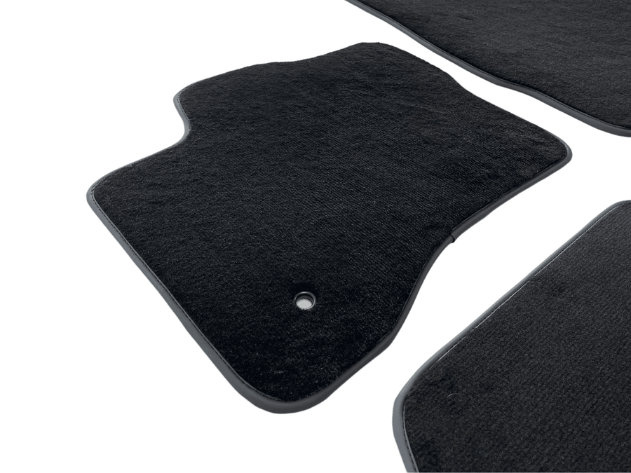 Floor Mats for Lincoln Town Car (1980-2011) Black Tailored Carpets - AutoWin