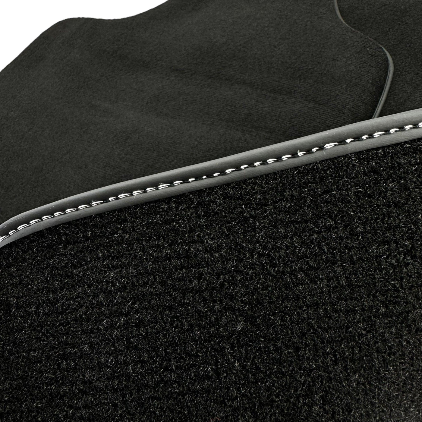 Floor Mats for Toyota Land Cruiser 95 (1997-2004) - AutoWin