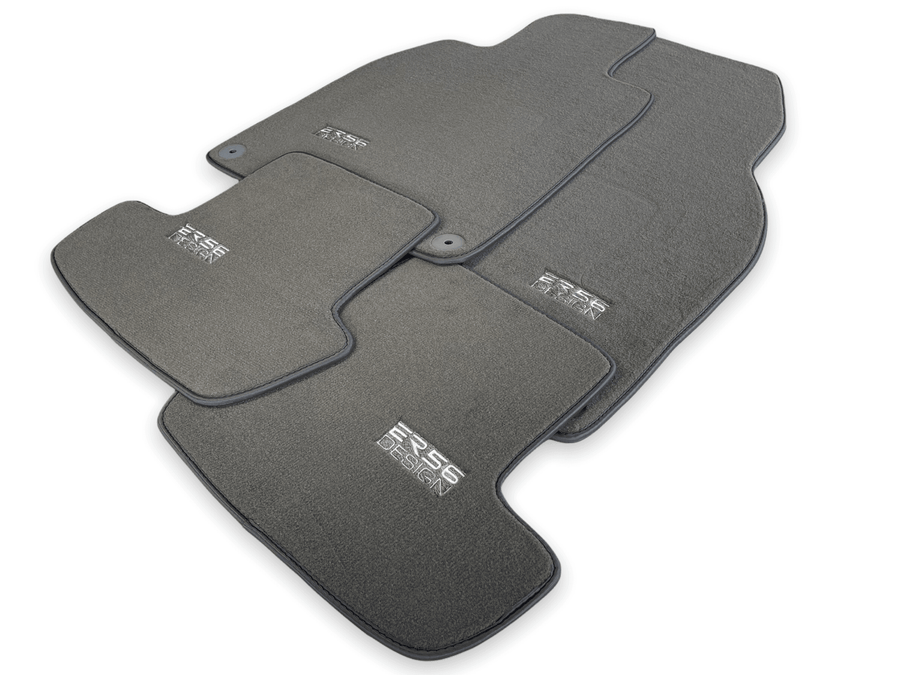 Gray Floor Mats for Porsche Cayenne (2018-2023) | ER56 Design - AutoWin