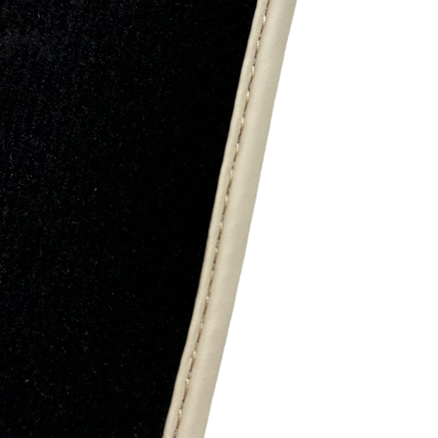 Black Floor Mats For Toyota Land Cruiser 80 (1985-1997) - AutoWin