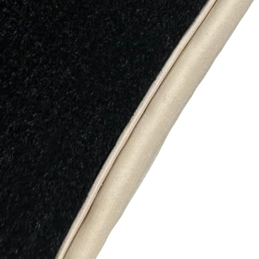 Black Floor Mats For Toyota Corolla E12 (2001-2007) - AutoWin