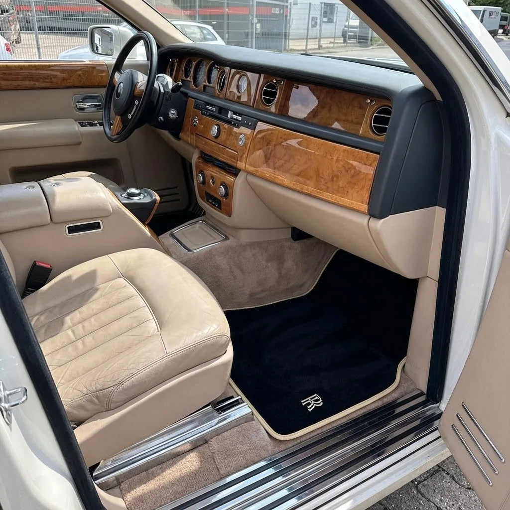 Interior look of floor mats for Rolls Royce Phantom Sedan (2003-2016)