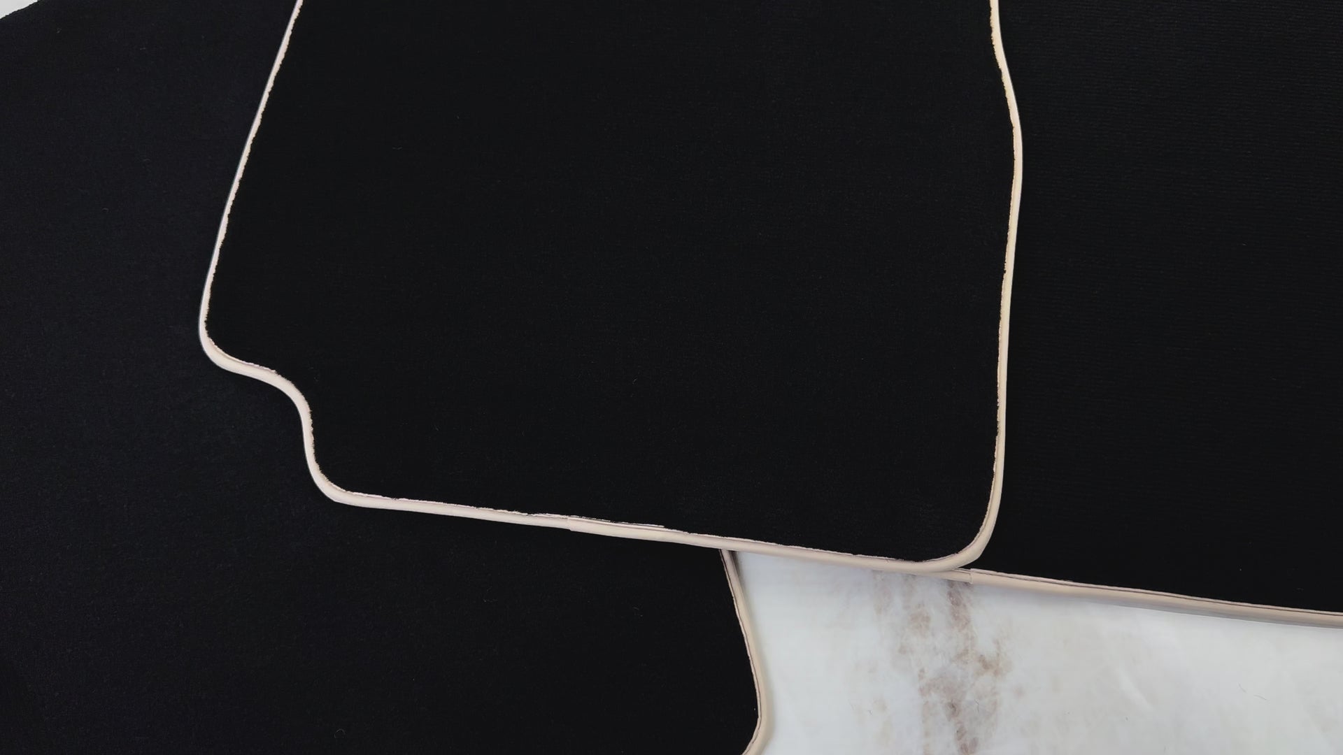 Black Floor Mats for Nissan Patrol (1988-1998) | Beige Trim - AutoWin