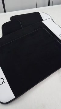 حصائر سيارات سوداء لسيارة رولز رويس بلاك بادج كولينان من الجلد الأبيض