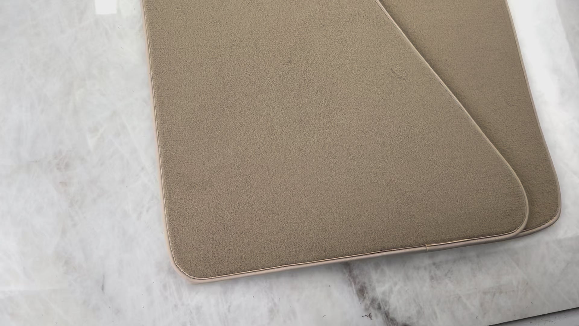 سجاد سيارات بيج لشيفروليه كورفيت C4 (1984-1996) - AutoWin