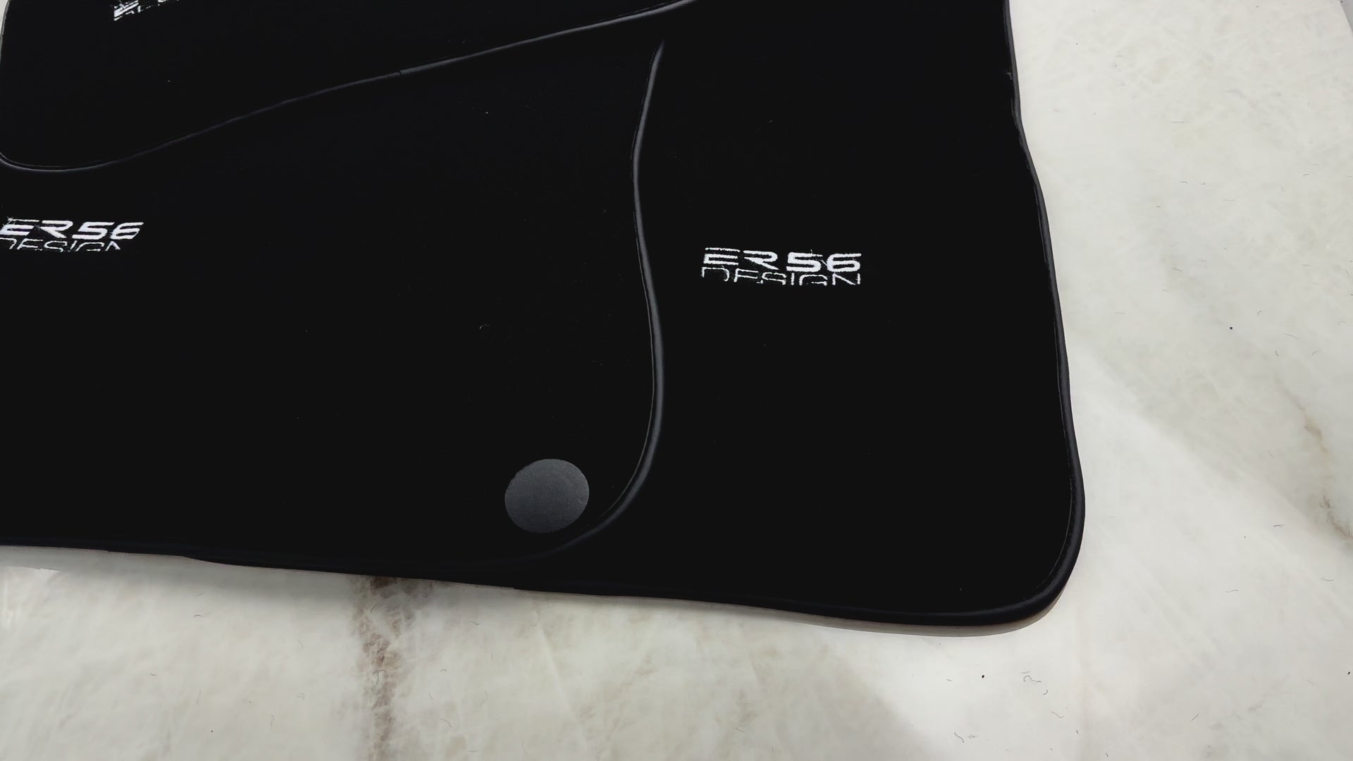 حصائر سيارات فاخرة سوداء لموديل مرسيدس بنز C-Class W203 سيدان (2000-2007) | تصميم ER56 - AutoWin