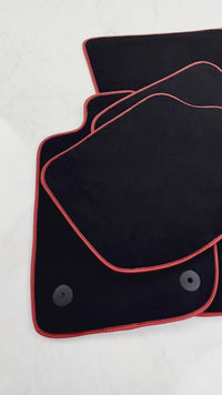 سجاد سيارات سوداء لبينتلي كونتيننتال جي تي (2018–2023)