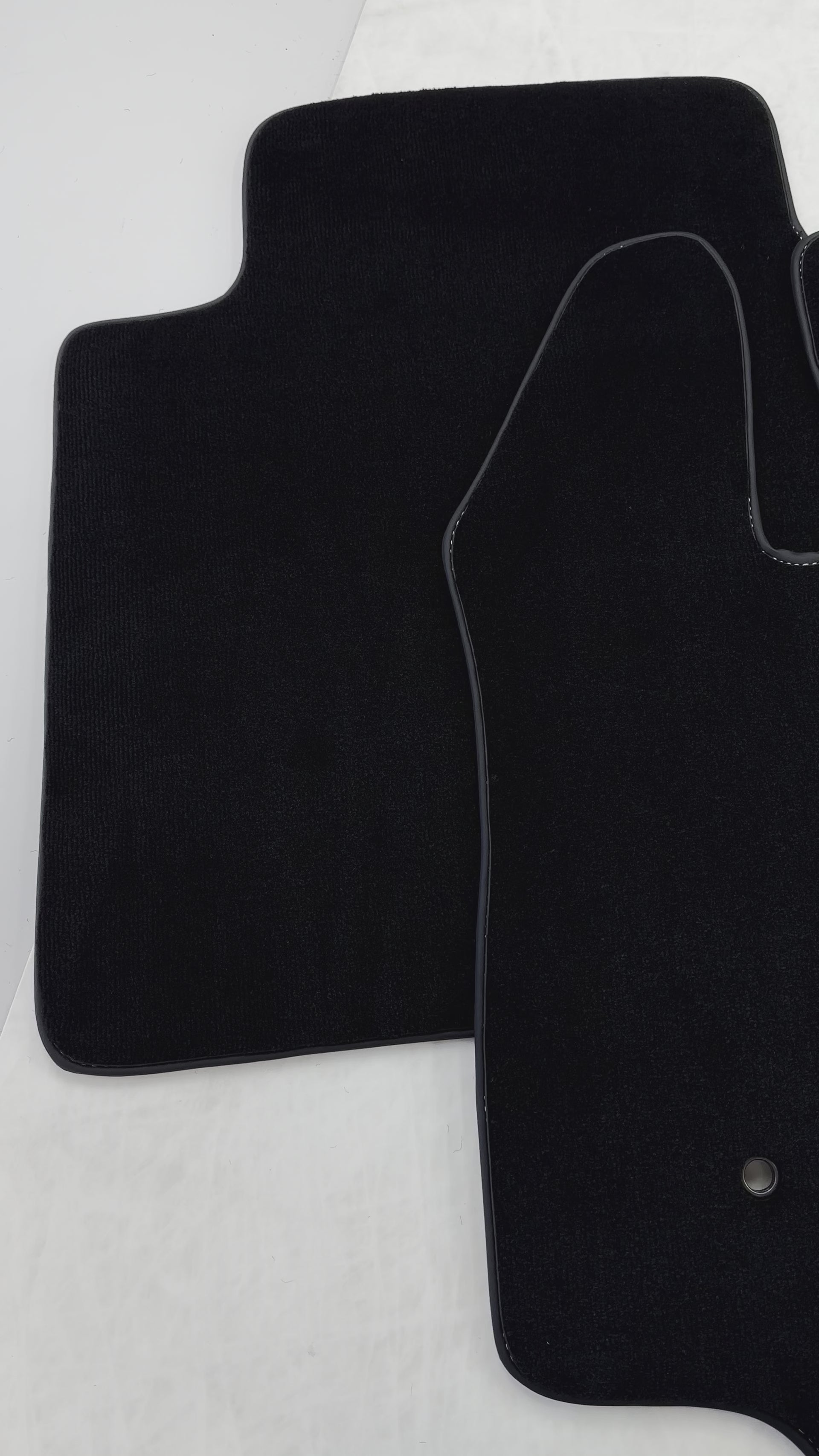 Black Floor Mats For Ford Edge (2016) - AutoWin