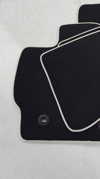 حصائر سيارات لتويوتا بريوس (2009-2012)