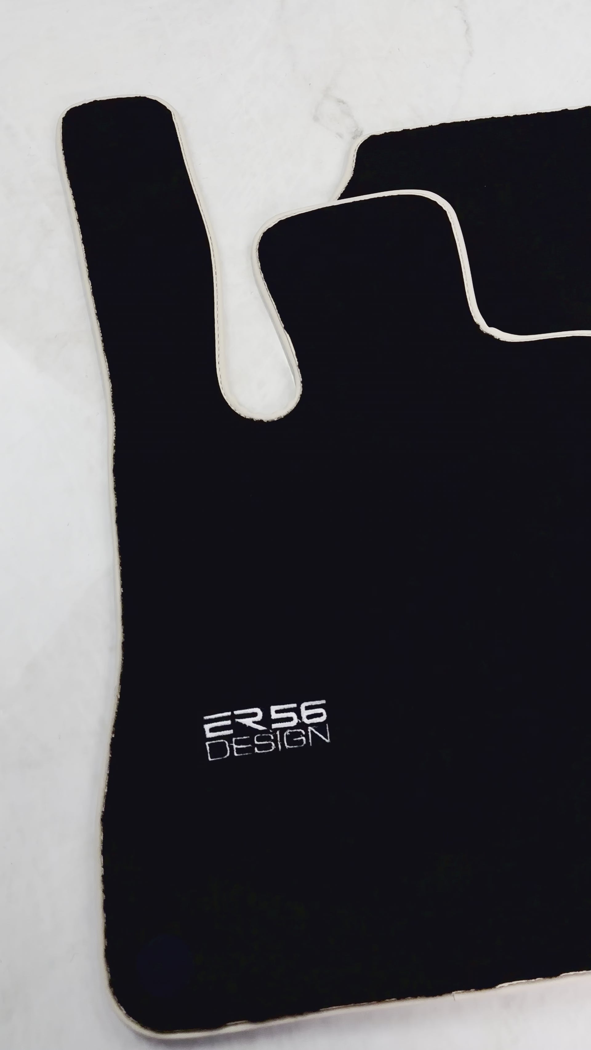 حصير سيارات سوداء لمرسيدس-بنز SL-Class R231 (2012-2022) تصميم ER56 - ER56 Design