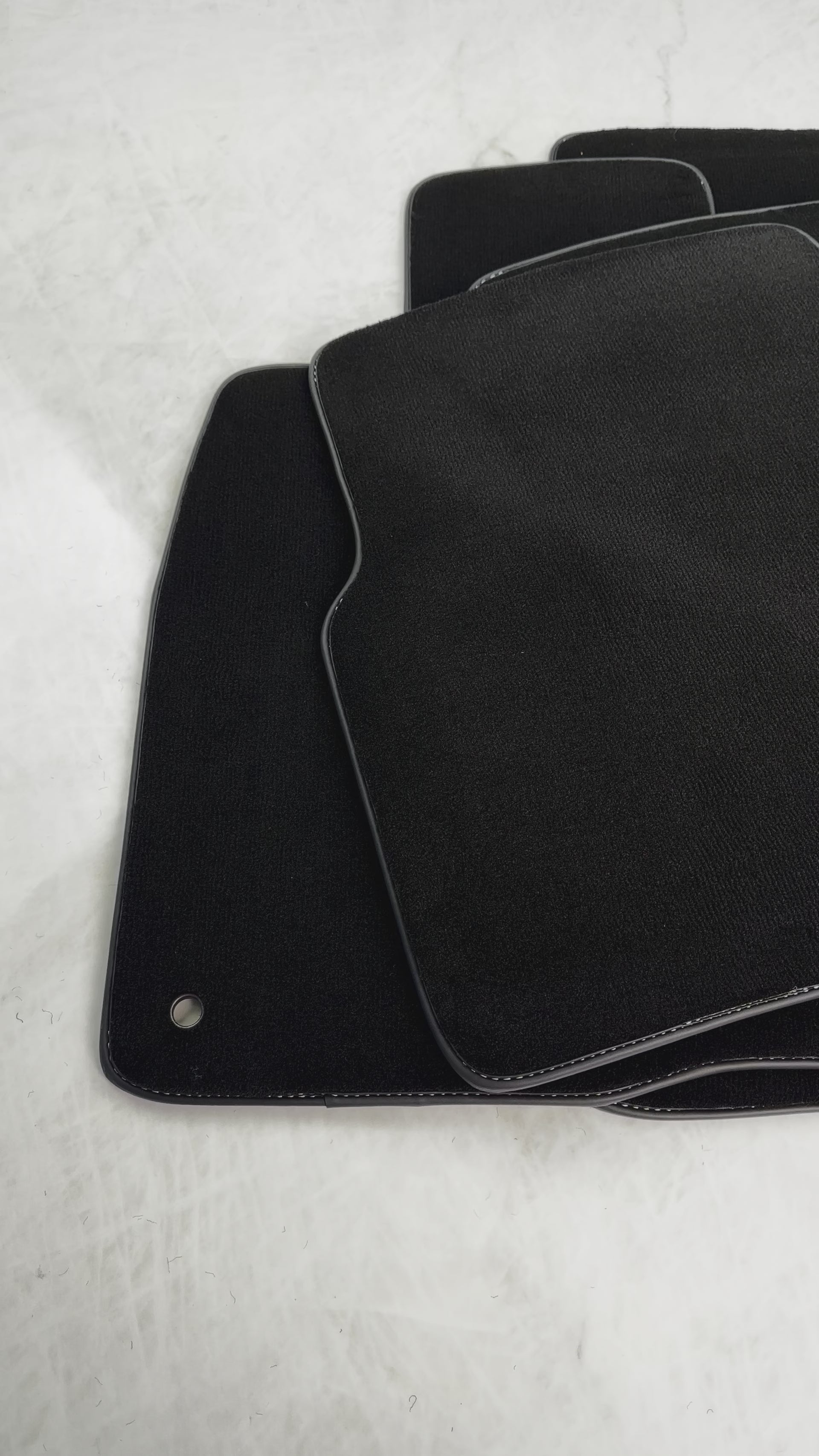 Black Floor Mats For Honda Civic X 5D (2017-Present) - AutoWin