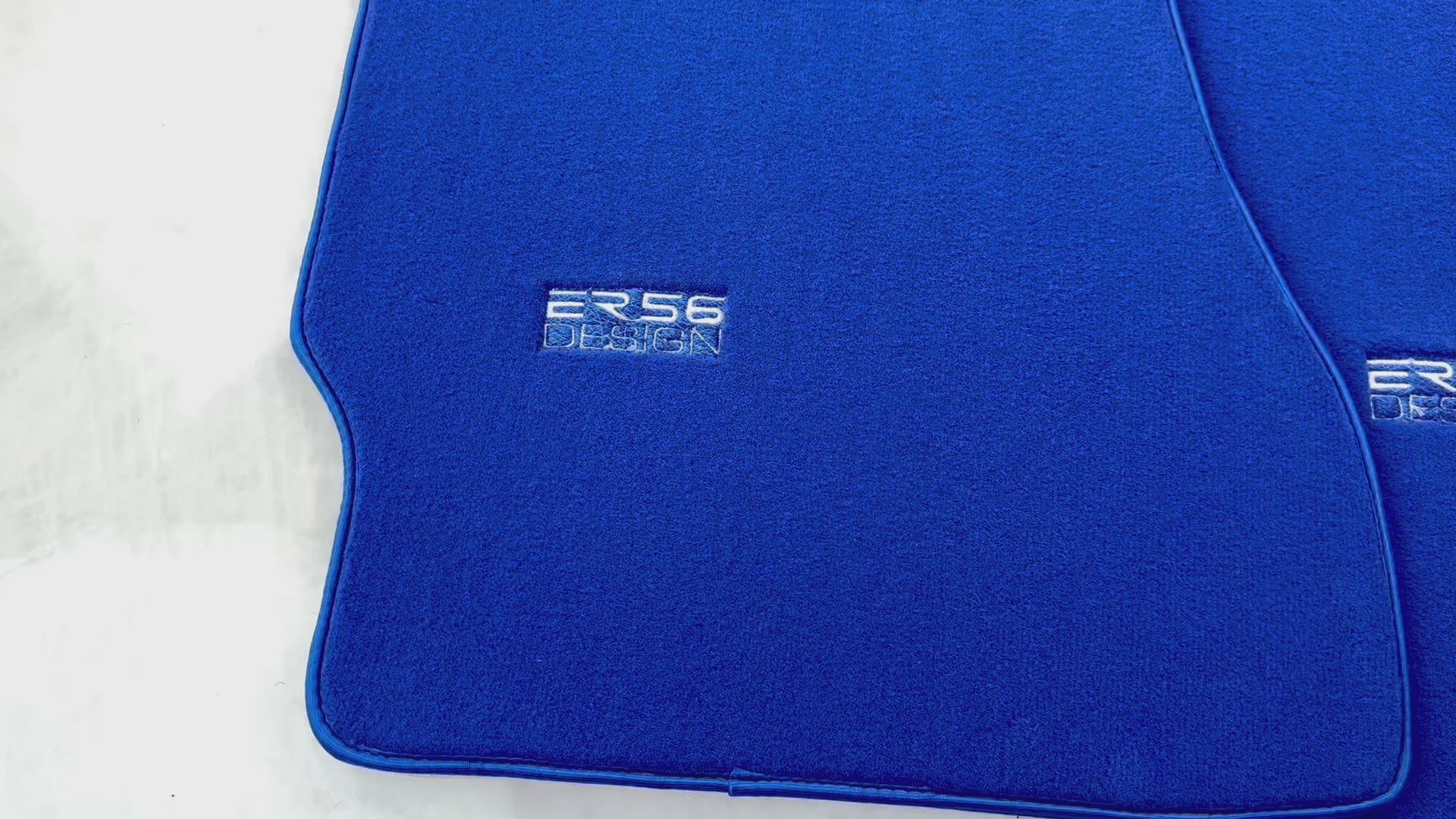 سجاد سيارة زرقاء لأستون مارتن فانكويش (2012–2018) تصميم ER56 - ER56 Design