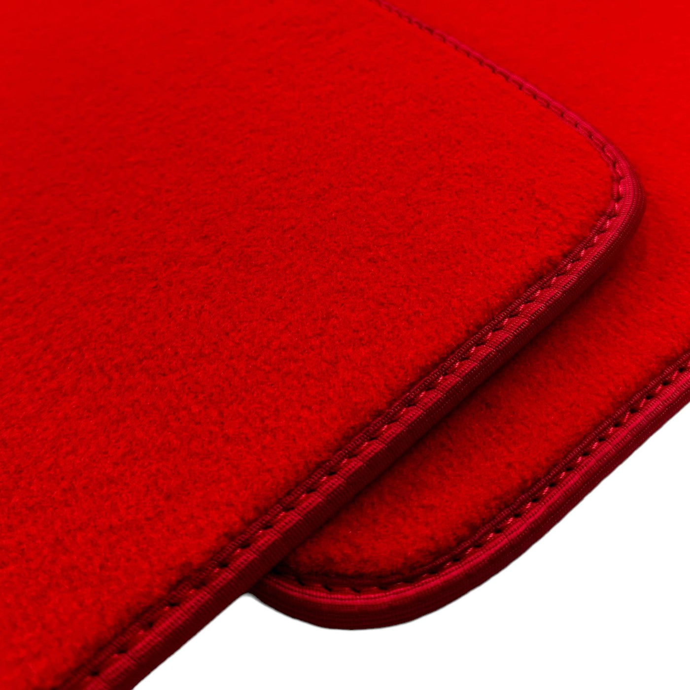 Red Floor Mats for BMW Z4 Series E86 Coupe (2003-2008) - AutoWin