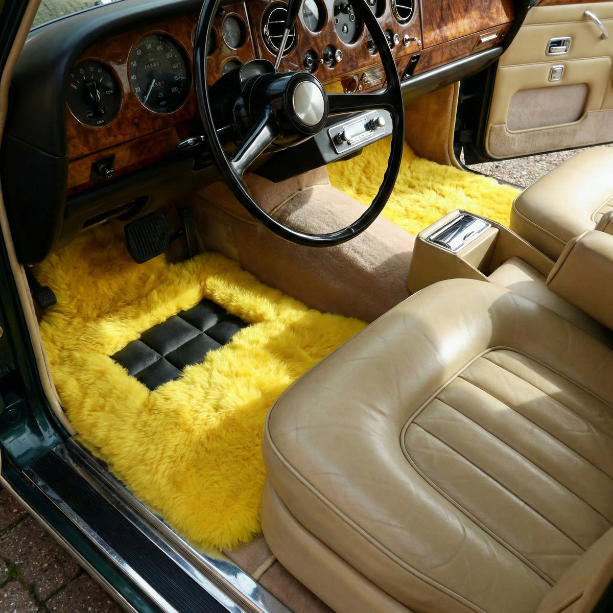 Interior look of floor mats for Rolls Royce Shadow (1965-1977) ER56 Design Brand