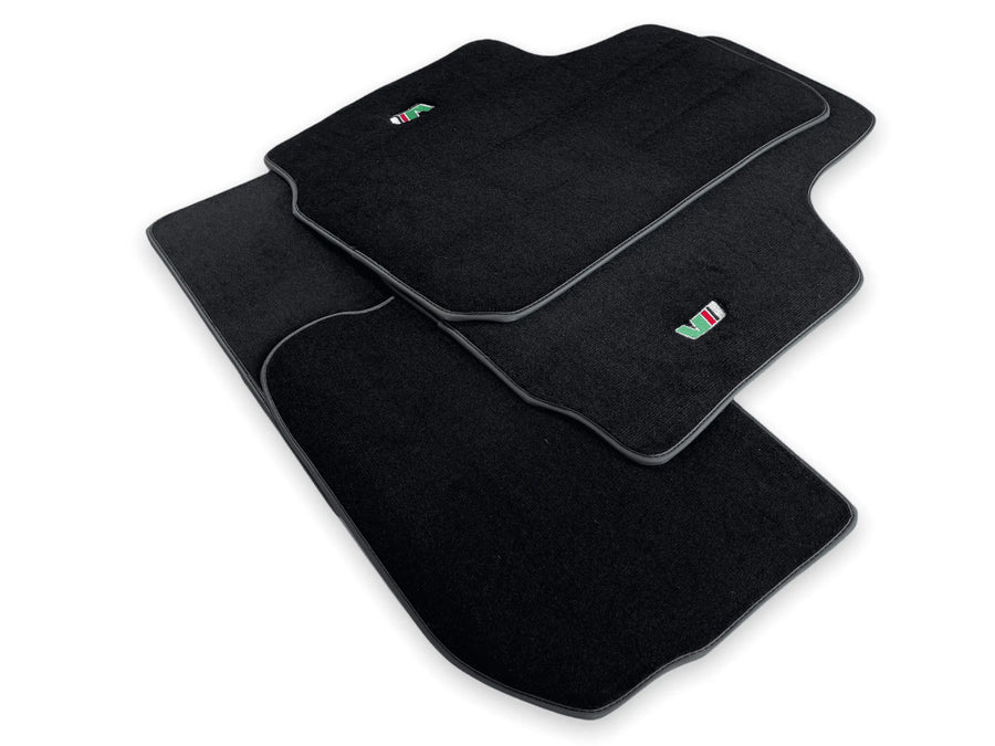 Floor Mats For Skoda Superb I 2001-2008 - AutoWin