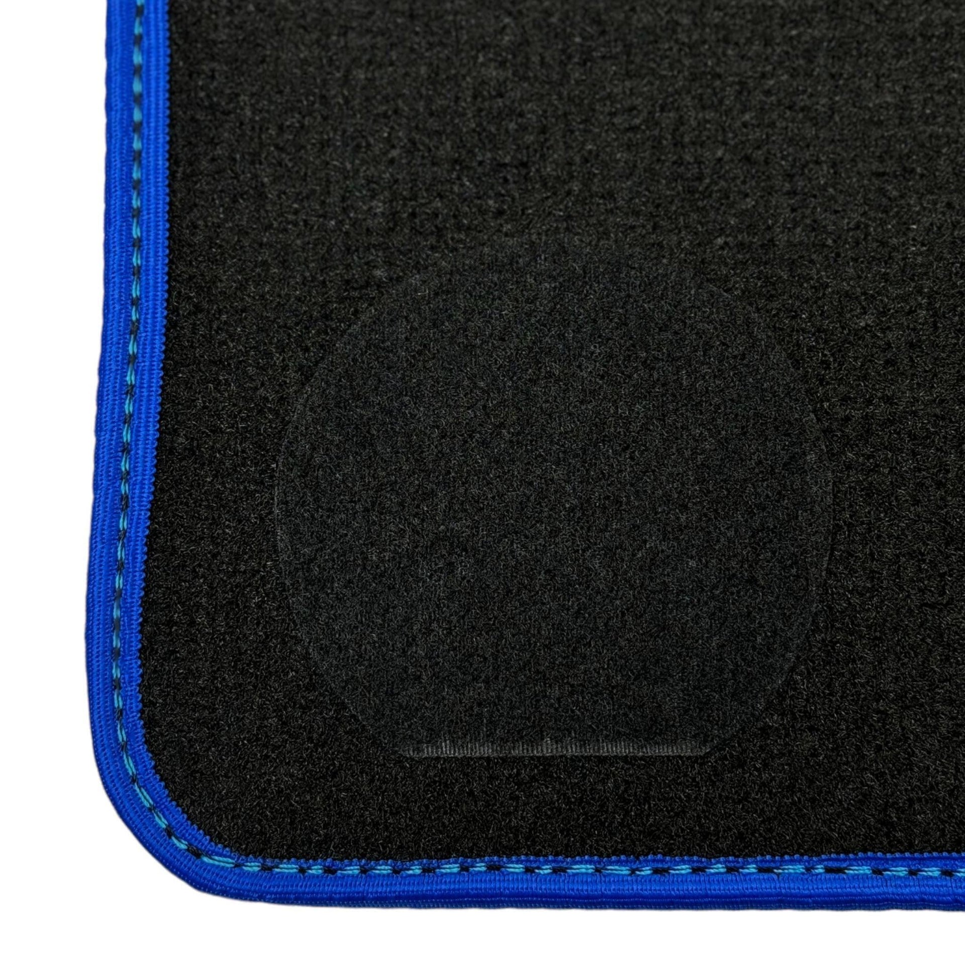 Black Floor Mats For BMW X4M Series F98 | Blue Trim - AutoWin