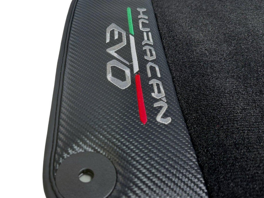 Huracan EVO (2014-2023): Black Mats with Carbon Fiber Borders