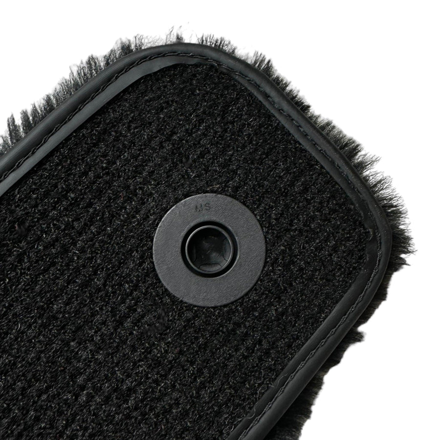 Black Sheepskin Floor Mats For Mercedes Benz C-Class W203 Sedan (2000-2007) | ER56 Design - AutoWin
