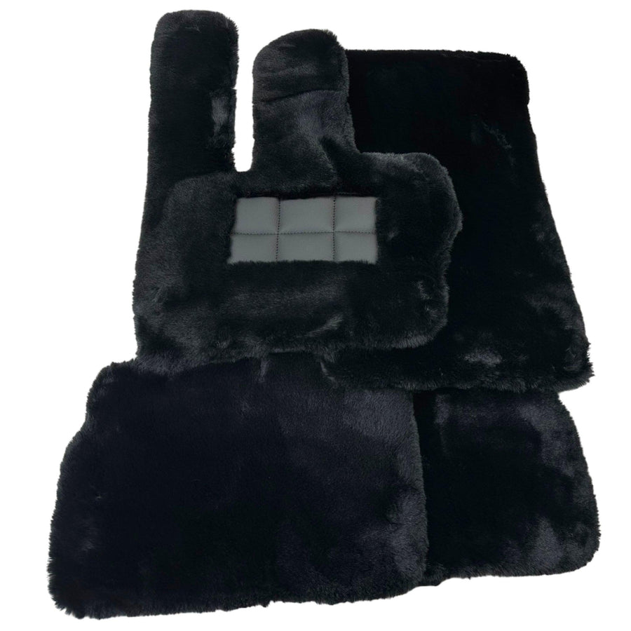 Black Sheepskin Floor Mats For Mercedes Benz E-Class S213 Estate (2016-2020) | ER56 Design - AutoWin