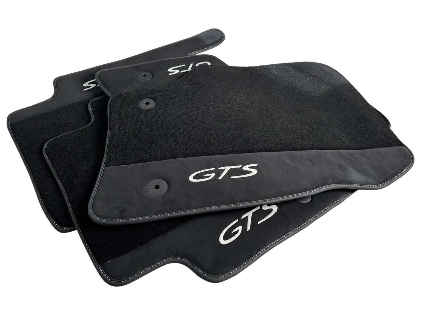 Floor Mats for Porsche Cayenne 2003-2010 GTS - AutoWin