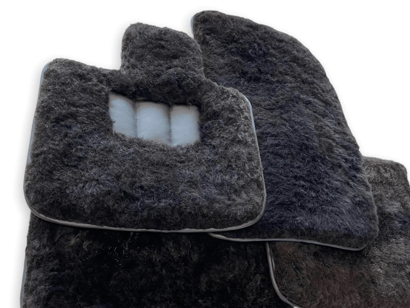 Genuine Sheepskin Floor Mats Bentley Mulsanne (2010-2020) Er56 Design Brand - AutoWin